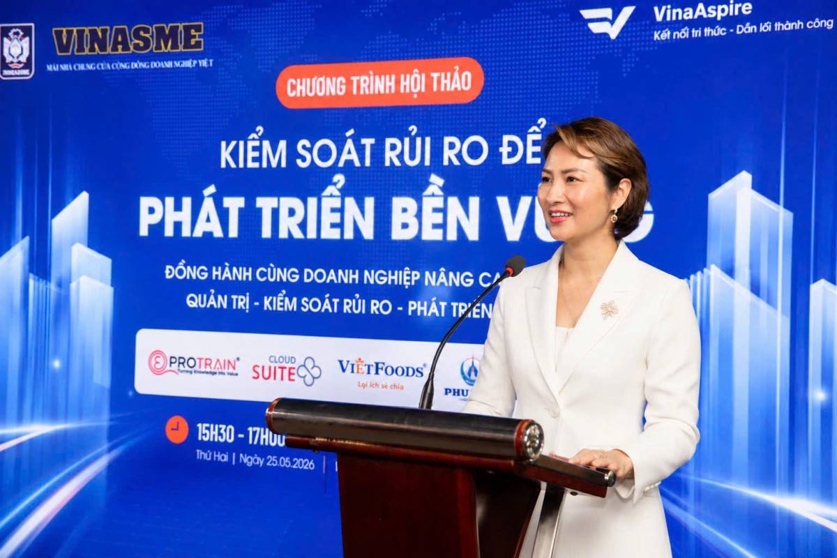 Bà Trần Thị Lan – Tổng Giám đốc Công ty Cổ phần Thương mại Cung ứng Nhân lực Việt Hàn, hội viên Hiệp hội Doanh nghiệp nhỏ và vừa Việt Nam chia sẻ ý kiến.